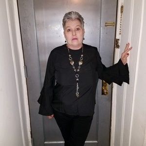 Meet your Posher, Gloria